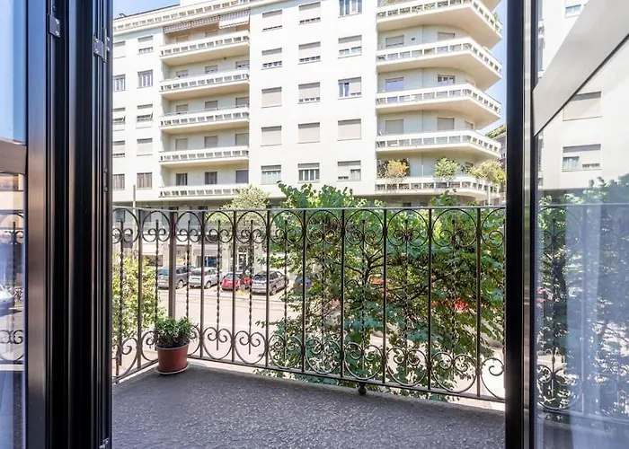 -porta Nuova-alpitour- Elegante Con A-c E Wi-fi アパート *