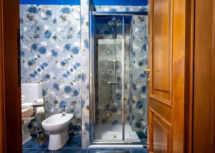 -porta Nuova-alpitour- Elegante Con A-c E Wi-fi Lägenhet Turin